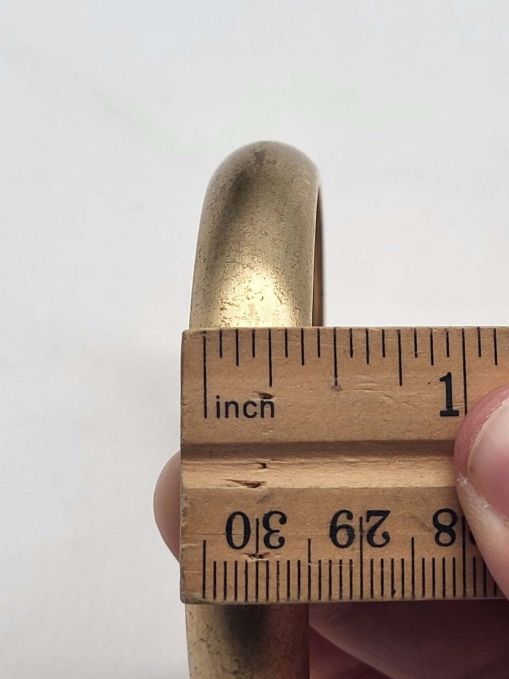 Vintage Roberta Chiarella Gold Tone Bangle Bracelet Minimalist *Read - Picture 8 of 9